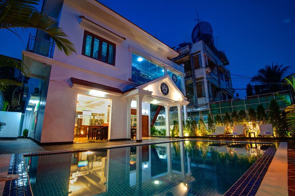 Lovely Jubbly Villa Phnom Penh Exterior photo